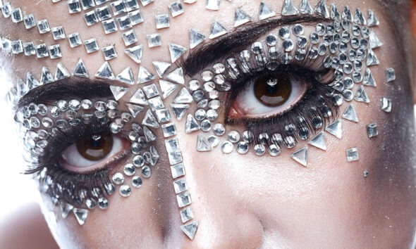 crystal eye makeup